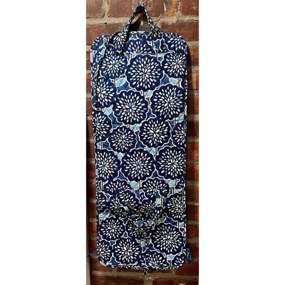 Vera Bradley 3 pc Quilted Cosmetic case Bundle - Picture 8 of 13